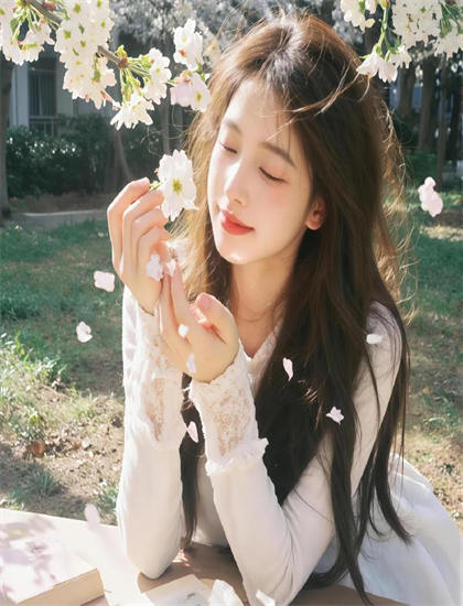 文化分析：《没有语言的生活》中的教育的知识传递与思想启蒙 认识艺术的文化教育功能